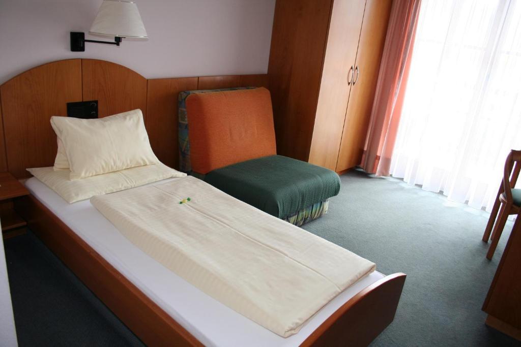 Hotel Edlingerwirt - Sauna & Golfsimulator Inklusive Spittal an der Drau Cameră foto