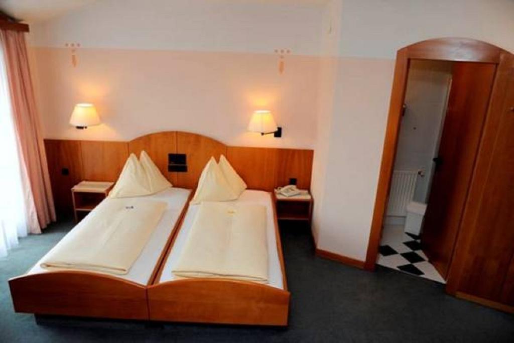 Hotel Edlingerwirt - Sauna & Golfsimulator Inklusive Spittal an der Drau Exterior foto